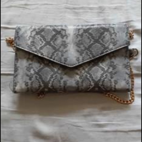 Purse - Picture 1 of 1